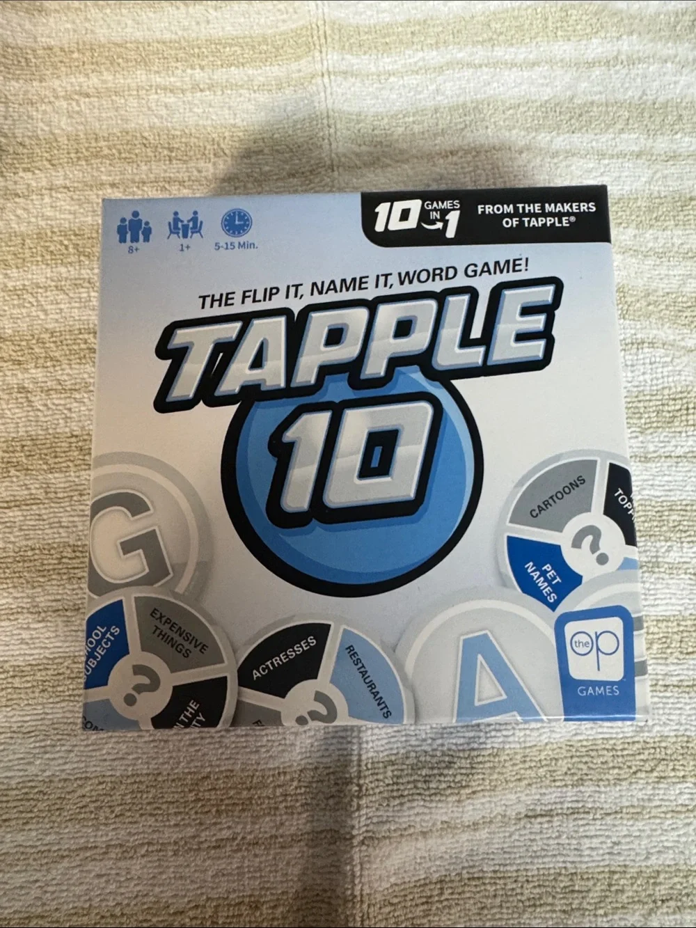Apple Tapple 10 Card Game — Blue, White, Black